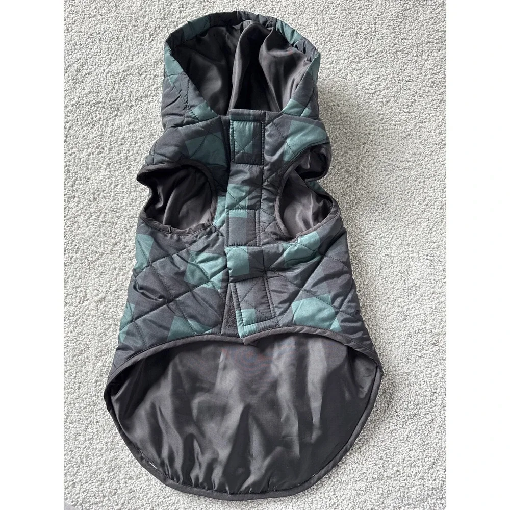 Barkley & Finn Dog Winter Vest‎ Adjustable Chest (21-22in) Plaid M Green-Tartan